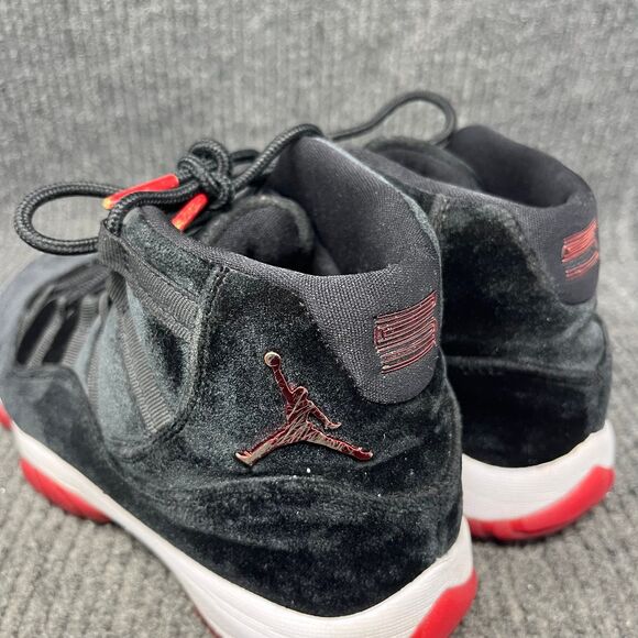 Nike Air Jordan 11 Retro Bred Velvet Black Red Womens Size 8 DB5457-061 - Picture 6 of 10